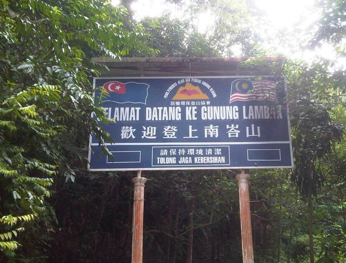 Kluang Barat Homestay Exterior foto